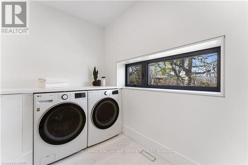5427 Anthony Place, Burlington, ON - Indoor Photo Showing Laundry Room