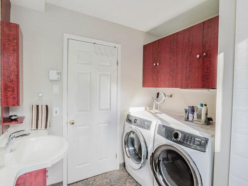 Bathroom - 4440 Rue Barrette, Sherbrooke (Les Nations), QC - Indoor Photo Showing Laundry Room