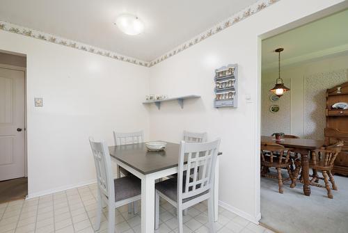 Kitchen - 165 Av. Sedgefield, Pointe-Claire, QC - Indoor Photo Showing Dining Room