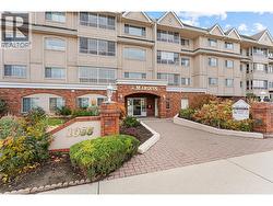 1055 Lawrence Avenue Unit# 210  Kelowna, BC V1Y 6M3