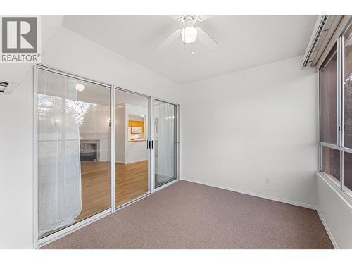 1055 Lawrence Avenue Unit# 210, Kelowna, BC - Indoor Photo Showing Other Room