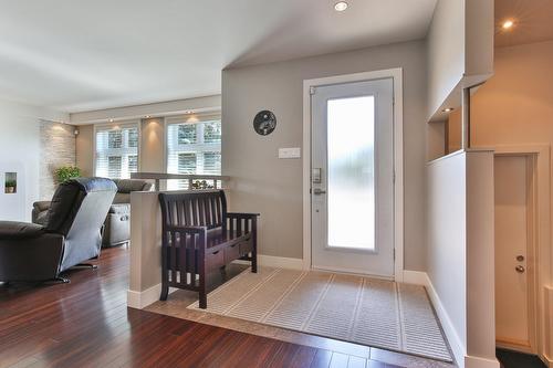 Hall - 15 Rue Louis-Liénard-De-Beaujeu, Saint-Jean-Sur-Richelieu, QC - Indoor