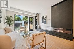 44A ALCINA AVENUE  Toronto, ON M6G 2E8