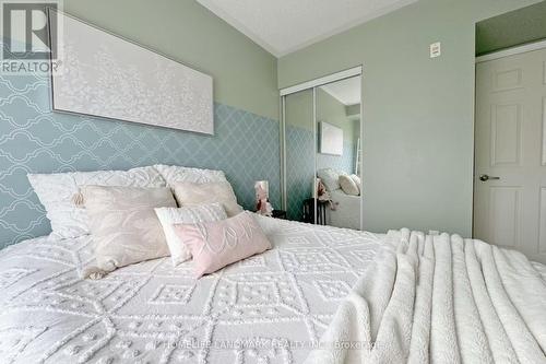 6 - 580 Shoreline Drive, Mississauga, ON - Indoor Photo Showing Bedroom