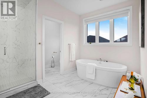 15 Ballanview Court, Whitchurch-Stouffville, ON - Indoor Photo Showing Bathroom