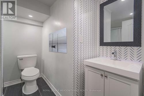 Lower - 462 Kingsleigh Court, Milton, ON - Indoor Photo Showing Bathroom