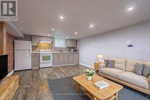Lower - 462 Kingsleigh Court, Milton, ON - Indoor Photo Showing Living Room