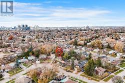 26 LAKELAND CRESCENT  Toronto, ON M1G 2L3