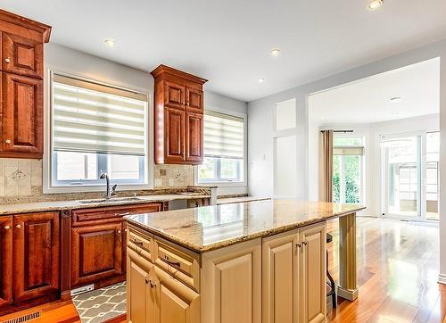 Cuisine - 7556 Boul. Lévesque E., Laval (Duvernay), QC - Indoor Photo Showing Kitchen With Double Sink