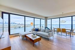 601-151 Rue de la Rotonde  Montréal (Verdun/Île-Des-Soeurs), QC H3E 0E1