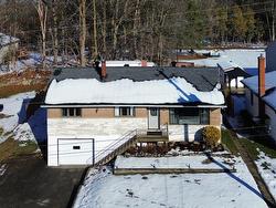 5 Rue des Cèdres  Saint-André-D'Argenteuil, QC J0V 1X0