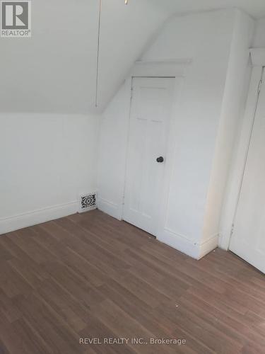 82 Cambridge Avenue, Hamilton, ON - Indoor Photo Showing Other Room