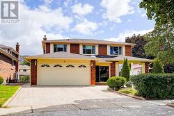 61 ELLENHALL SQUARE  Toronto, ON M1W 3B1