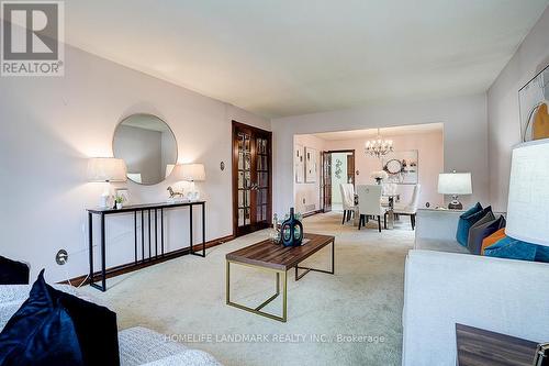 61 Ellenhall Square, Toronto, ON - Indoor Photo Showing Living Room