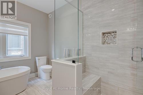 1038 Trailsway Avenue, London South (South B), ON - Indoor Photo Showing Bathroom