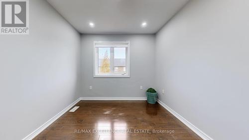 25 Vinewood Road, Caledon, ON - Indoor Photo Showing Other Room