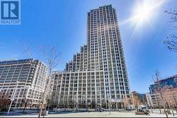 302 - 628 FLEET STREET  Toronto, ON M5V 1A8