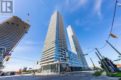 5807 - 950 PORTAGE PARKWAY  Vaughan, ON L4K 0J7