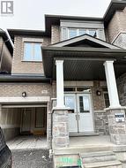 92 OGSTON CRESCENT  Whitby, ON L1P 0H2