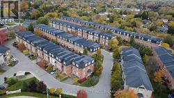 94 - 435 HENSALL CIRCLE  Mississauga, ON L5A 4P1