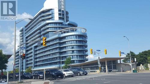 715 - 2885 Bayview Avenue, Toronto, ON - Outdoor