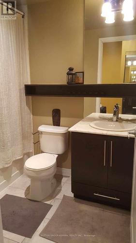 715 - 2885 Bayview Avenue, Toronto, ON - Indoor Photo Showing Bathroom