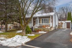 311 Rue Dupuis  Châteauguay, QC J6K 4H9