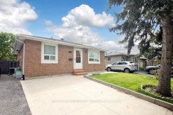 15 Baldoon Road  Toronto, ON M1B 1V6