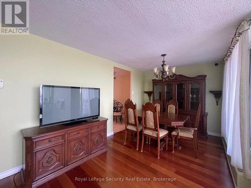 805 - 2556 Argyle Road, Mississauga, ON - Indoor Photo Showing Other Room