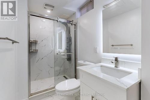 52 Cedarhurst Drive, Richmond Hill, ON - Indoor Photo Showing Bathroom