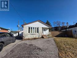 438 MARYBAY CRESCENT  Richmond Hill, ON L4C 2X4