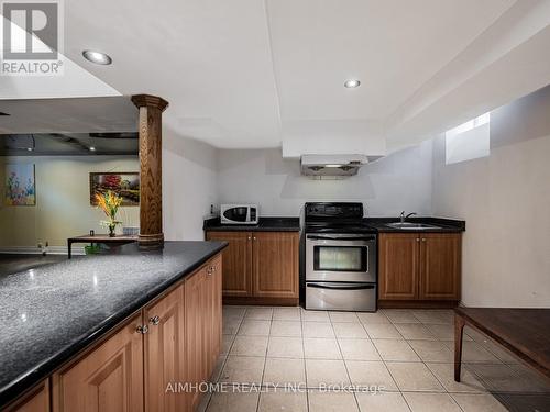 5733 River Grove Avenue, Mississauga, ON 