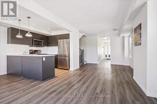 1614 Hetherington Drive, Peterborough, ON - Indoor Photo Showing Kitchen
