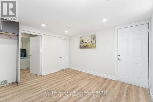 633271 Hwy 10, Mono, ON - Indoor Photo Showing Other Room