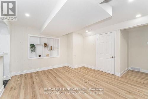 633271 Hwy 10, Mono, ON - Indoor Photo Showing Other Room