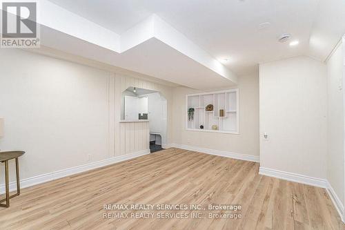 633271 Hwy 10, Mono, ON - Indoor Photo Showing Other Room