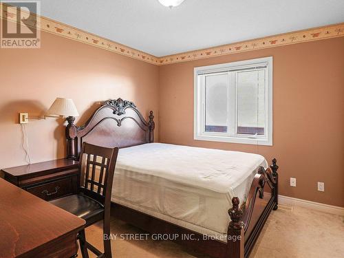 488 Cabot Trail, Waterloo, ON - Indoor Photo Showing Bedroom