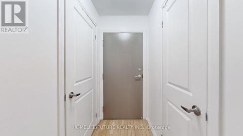 207 - 35 Hayden Street, Toronto, ON - Indoor Photo Showing Other Room