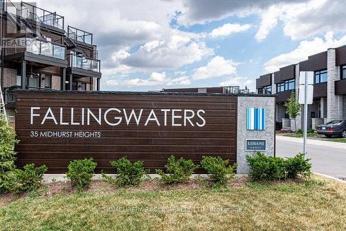 19 - 35 Midhurst Heights, Hamilton, ON - Outdoor With Balcony