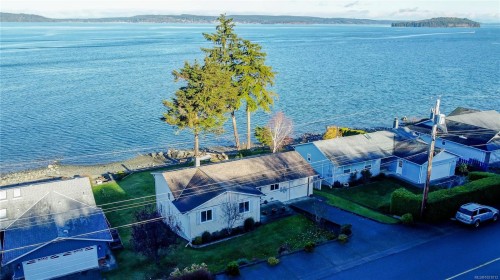 2112 Beach Dr, Port Mcneill, BC 