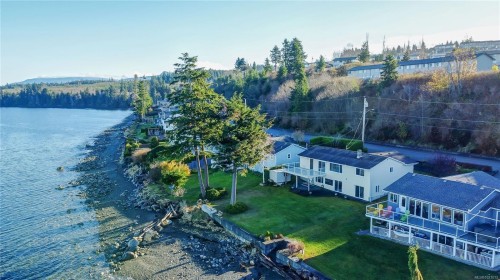 2112 Beach Dr, Port Mcneill, BC 