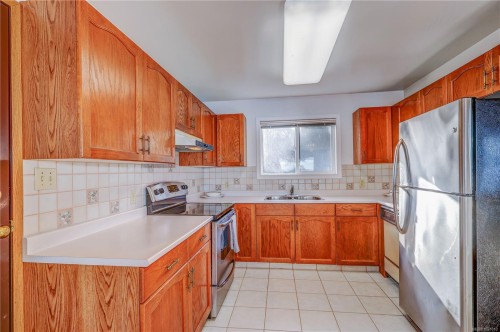 2112 Beach Dr, Port Mcneill, BC 