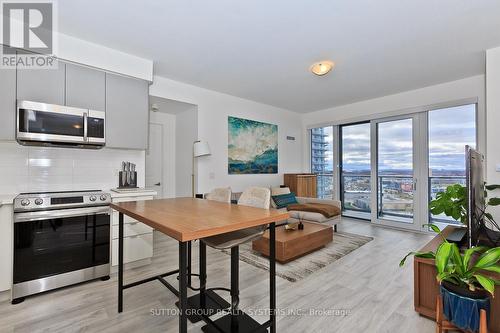 1409 - 4655 Metcalfe Avenue, Mississauga, ON - Indoor