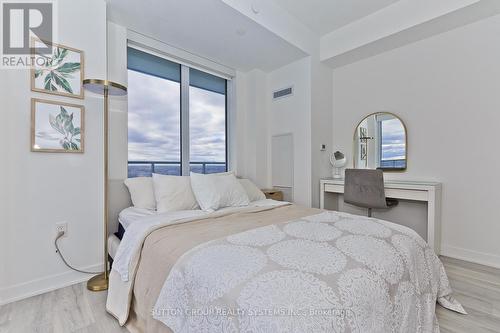 1409 - 4655 Metcalfe Avenue, Mississauga, ON - Indoor Photo Showing Bedroom