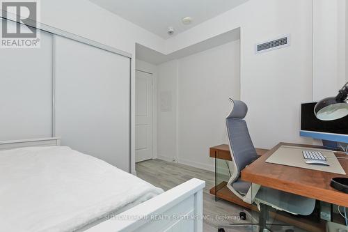 1409 - 4655 Metcalfe Avenue, Mississauga, ON - Indoor Photo Showing Office