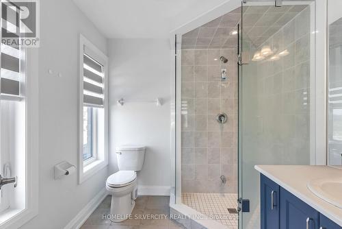 34 Mckay Avenue, Kawartha Lakes, ON - Indoor Photo Showing Bathroom