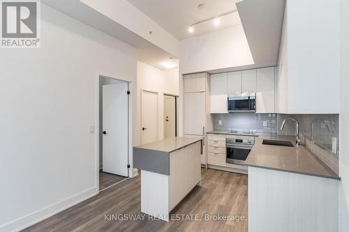 346 - 2485 Taunton Road, Oakville, ON - Indoor Photo Showing Kitchen
