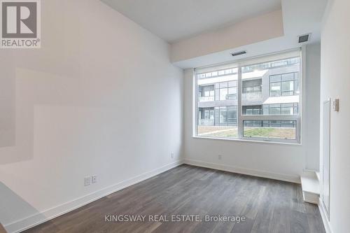 346 - 2485 Taunton Road, Oakville, ON - Indoor Photo Showing Other Room