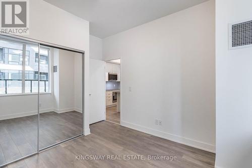 346 - 2485 Taunton Road, Oakville, ON - Indoor Photo Showing Other Room