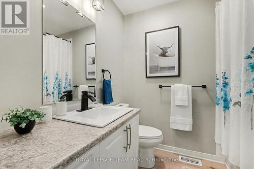 266 Sorento Street, Ottawa, ON - Indoor Photo Showing Bathroom